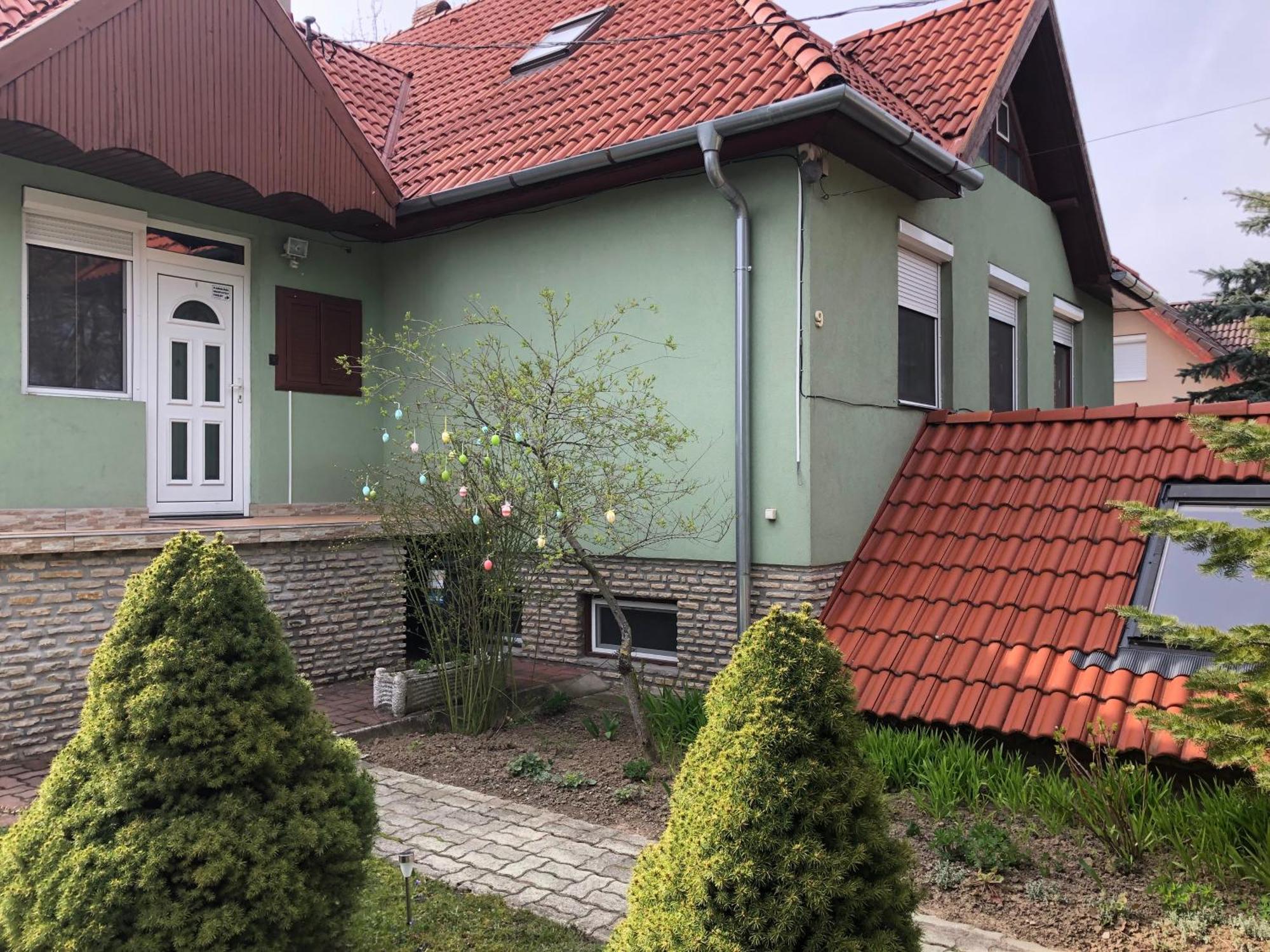 TésBakonyi Mamutfenyo Vendeghaz公寓 外观 照片